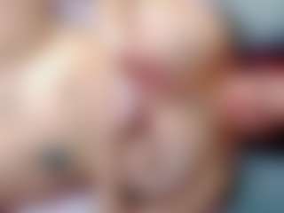 Live cam show with annejulienne - Sexy on madthumbs