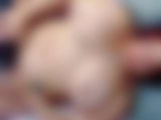Live cam show with annejulienne - Asian Big Ass on fuklive.com