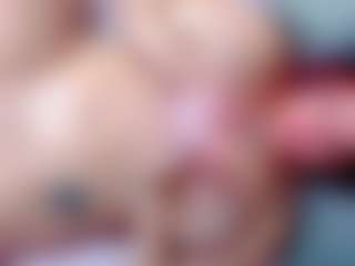 Live cam show with annejulienne - Bedroom Mature on StripNow