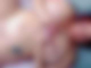 Live cam show with annejulienne - BBW Mature on StripNow