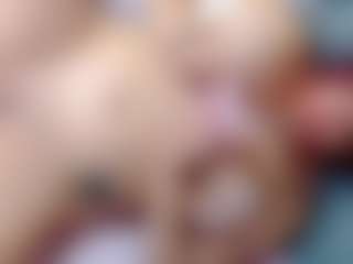 Live cam show with annejulienne - Asian BBW on Camming Site