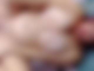 annejulienne's Live Sex Cam Show
