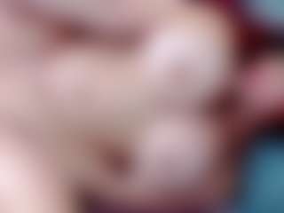 Live cam show with annejulienne - Solo on Dare Cams
