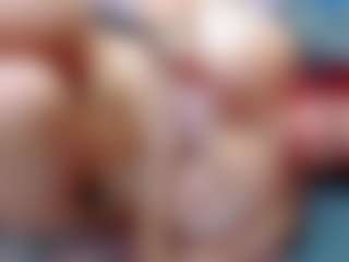 Live cam show with annejulienne - Red Hair Squirt on StripNow