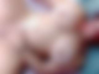 annejulienne MILF webcam performer live streaming