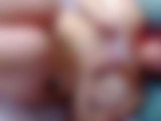 annejulienne MILF webcam performer live streaming