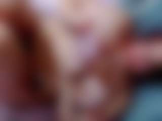 annejulienne's Live Sex Cam Show