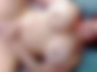 annejulienne's Live Sex Cam Show