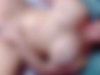 annejulienne's Live Sex Cam Show