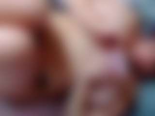Live cam show with annejulienne - Sexwebcam Mature on Milfs Live