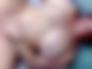 annejulienne's Live Sex Cam Show