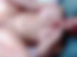 annejulienne's Live Sex Cam Show
