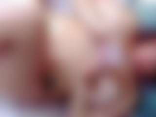 Live cam show with annejulienne - Dildo Or Vibrator MILF on Camming Site
