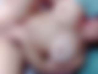 Live cam show with annejulienne - Bedroom MILF on fapnchat