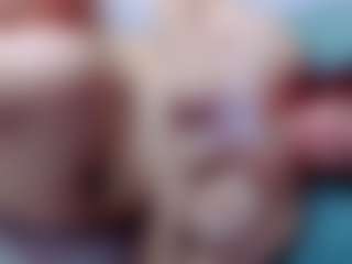 annejulienne MILF webcam performer live streaming