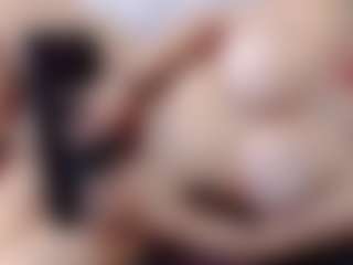 Live cam show with annejulienne - Cute on Latina Girls