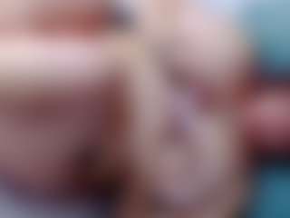 Live cam show with annejulienne - Red Hair Amateur on friskycurves.com