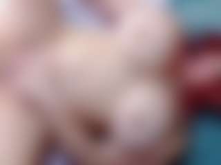 Live cam show with annejulienne - Fingering MILF on googirlz