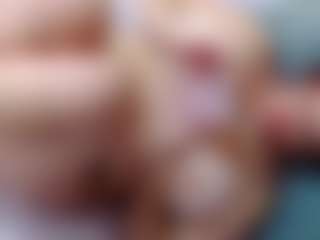 Live cam show with annejulienne - Mature on googirlz