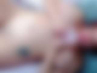 annejulienne's Live Sex Cam Show