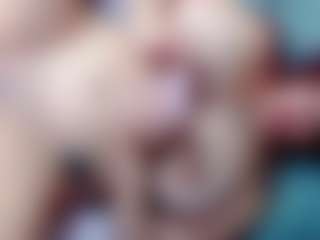 annejulienne's Live Sex Cam Show