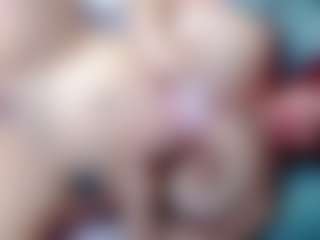 annejulienne's Live Sex Cam Show