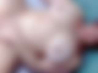 Live cam show with annejulienne - Lesbian on xblisslive.com