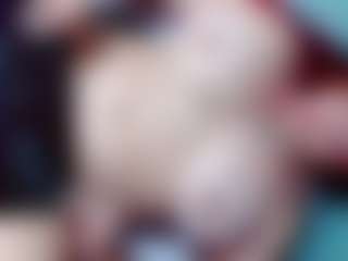 annejulienne's Live Sex Cam Show