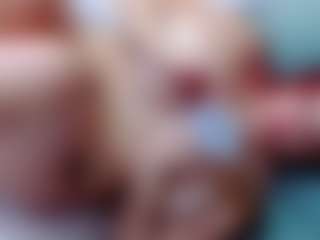 annejulienne's Live Sex Cam Show