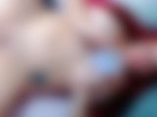 annejulienne MILF webcam performer live streaming