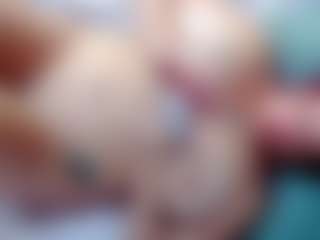 Live cam show with annejulienne - Asian MILF on AdultVida.com