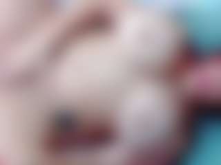 annejulienne MILF webcam performer live streaming