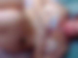 Live cam show with annejulienne - Strip Asian on PervPlay.com