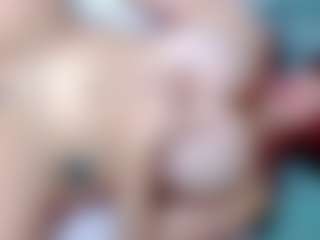 annejulienne's Live Sex Cam Show