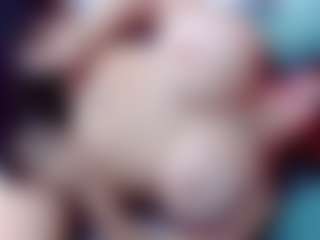 annejulienne's Live Sex Cam Show