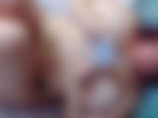 Live cam show with annejulienne - Lesbian on Streamer API