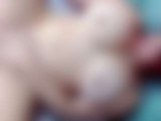annejulienne's Live Sex Cam Show