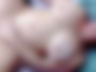 annejulienne's Live Sex Cam Show