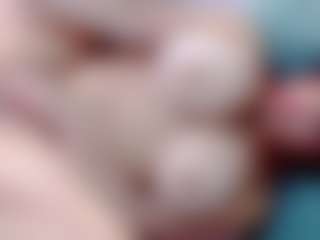annejulienne's Live Sex Cam Show