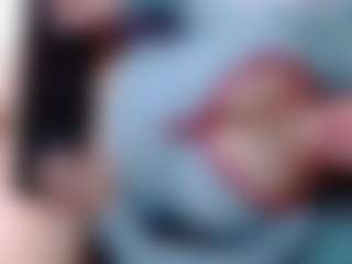 Live cam show with annejulienne - Mature Toys on live.xbliss.ai