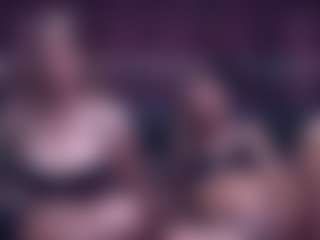 BlondeDolls's Live Sex Cam Show