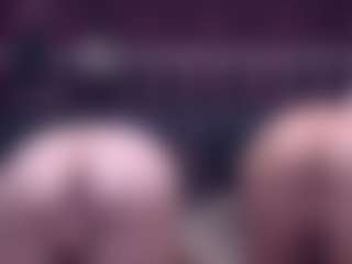 Live cam show with BlondeDolls - Lovense on 1on1-livenow