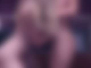 BlondeDolls's Live Sex Cam Show