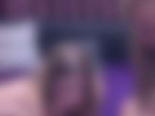 Live cam show with BlondeDolls - Blonde Hair on madthumbs