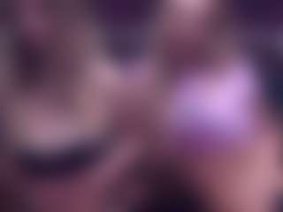 BlondeDolls's Live Sex Cam Show