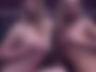BlondeDolls's Live Sex Cam Show