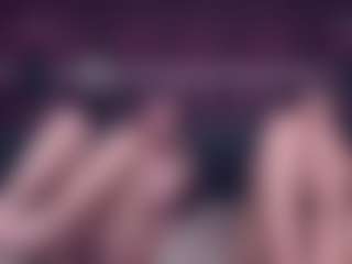 Live cam show with BlondeDolls - Average on AdultVida.com