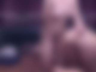 Live cam show with BlondeDolls - Dildo on liverealitysex.com