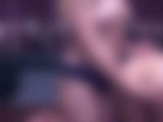 BlondeDolls's Live Sex Cam Show