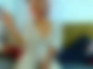 Evangeline2604's Live Sex Cam Show
